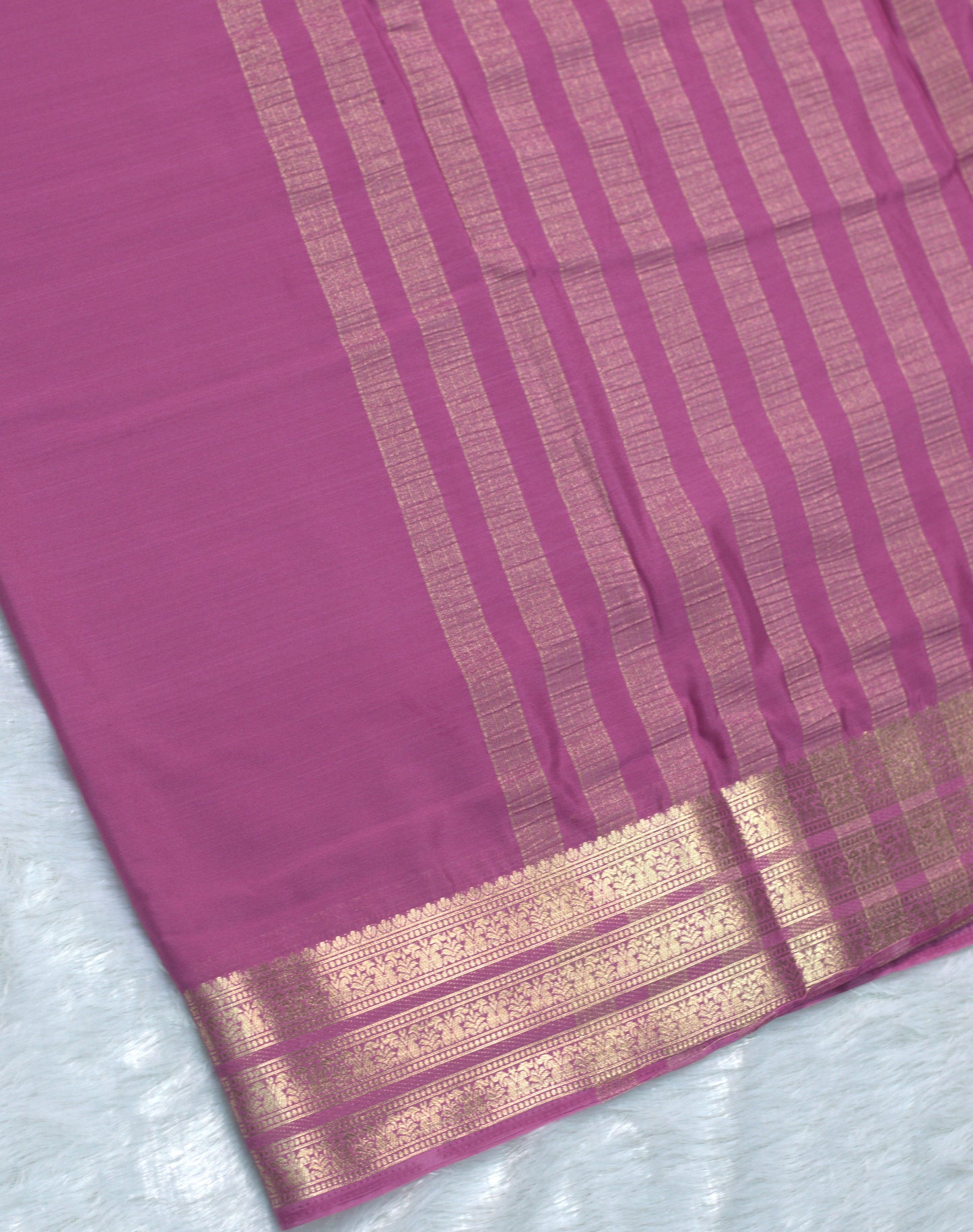 Magenta Viscose Georgette Saree with Elegant Gold Woven Border & Attached Blouse Piece