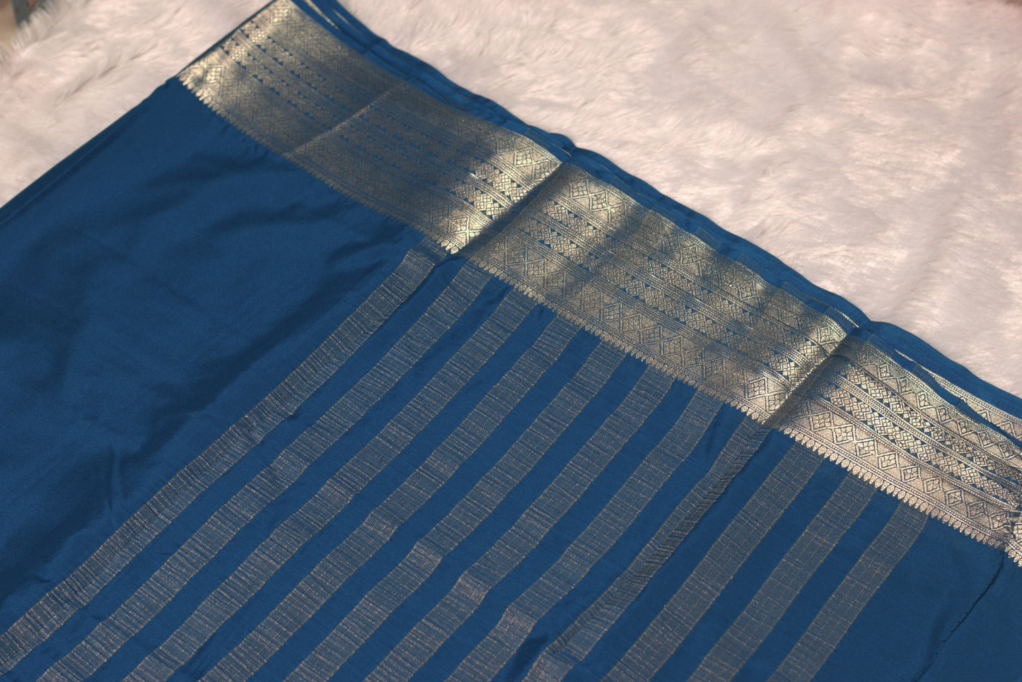 Royal Blue Viscose Georgette Saree with Silver Zari Border &Blouse Piece
