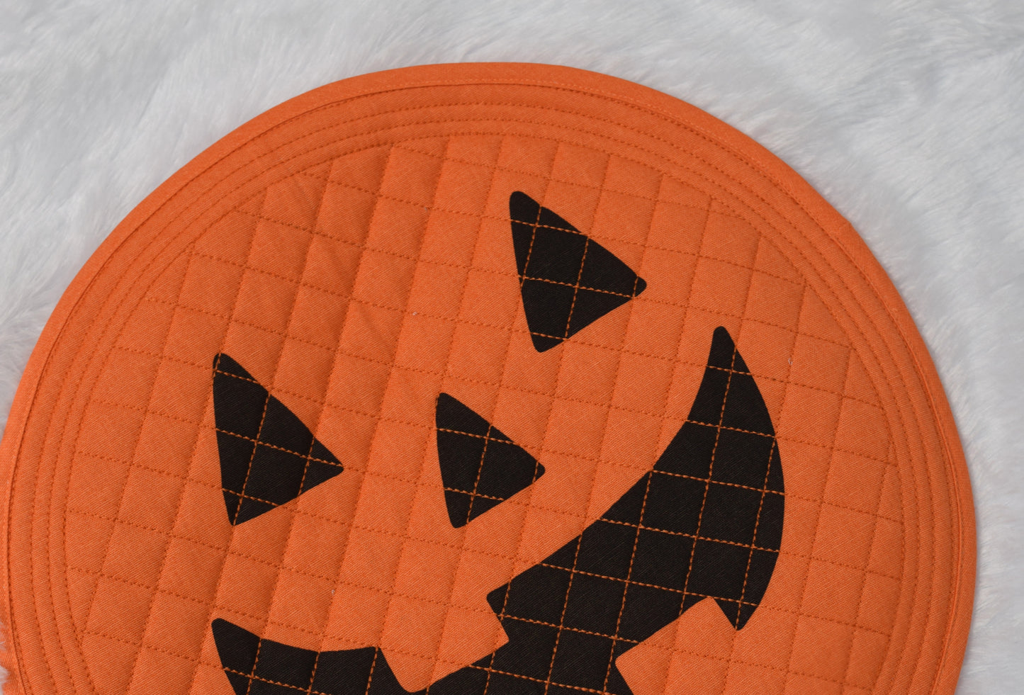 Halloween Pumpkin Face Quilted Table Mat🎃