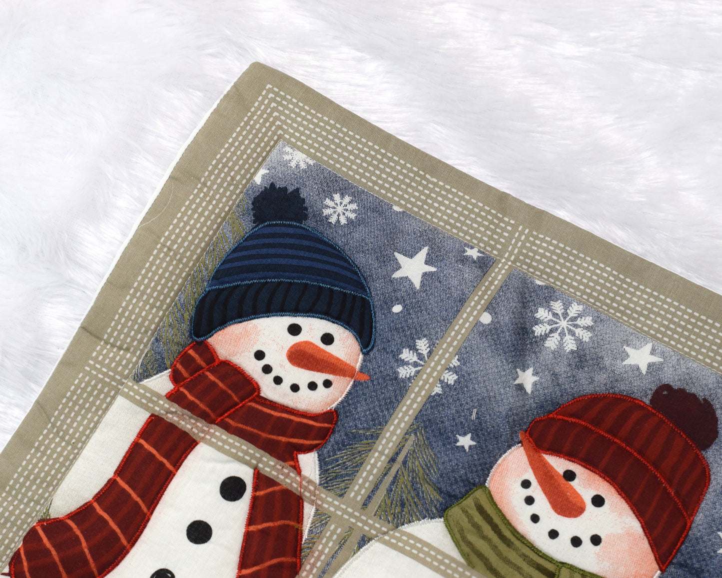 Festive Snowman Christmas Table Mat – Holiday Dining Decoration-.20 Inch length and 14 inch width