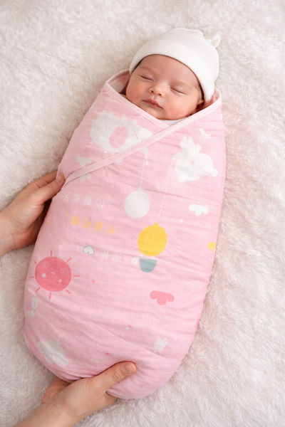 1. Newborn Kuttiyuduppu Baby Dress cum Blanket – Soft Cotton Diaper & Napkin Towel