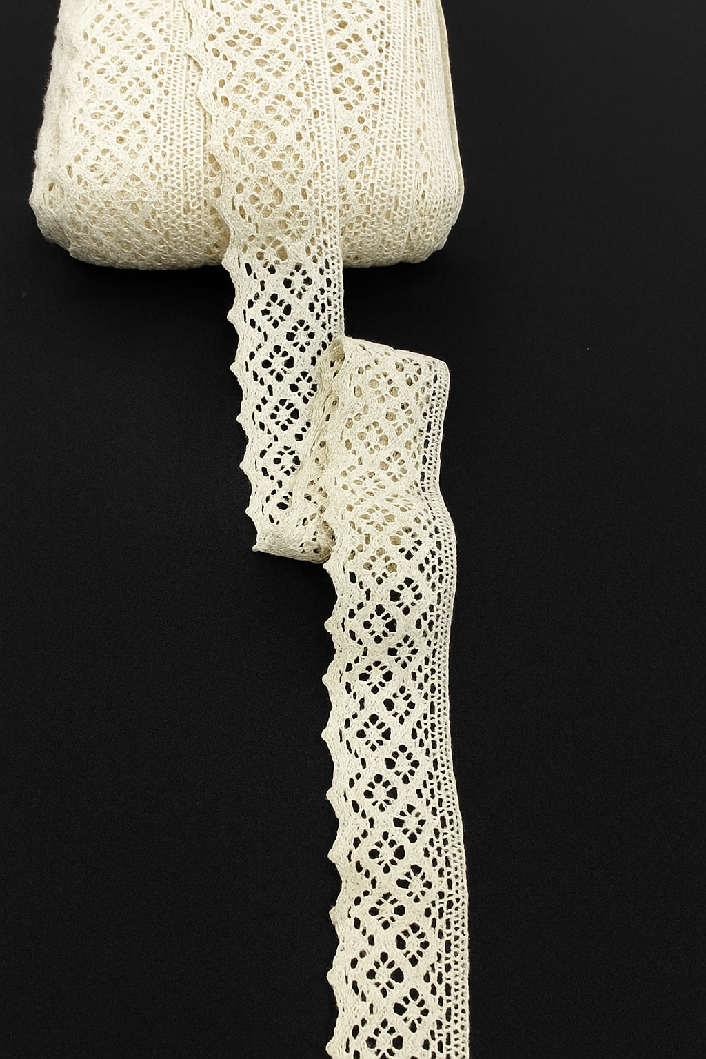Lace & Ribbon Rolls