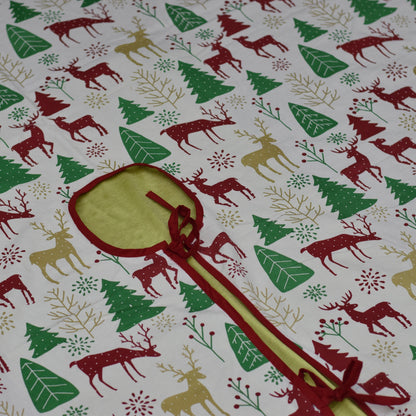 75cm Christmas Tree Skirt – Reindeer & Pine Tree Print, Festive Holiday Decoration