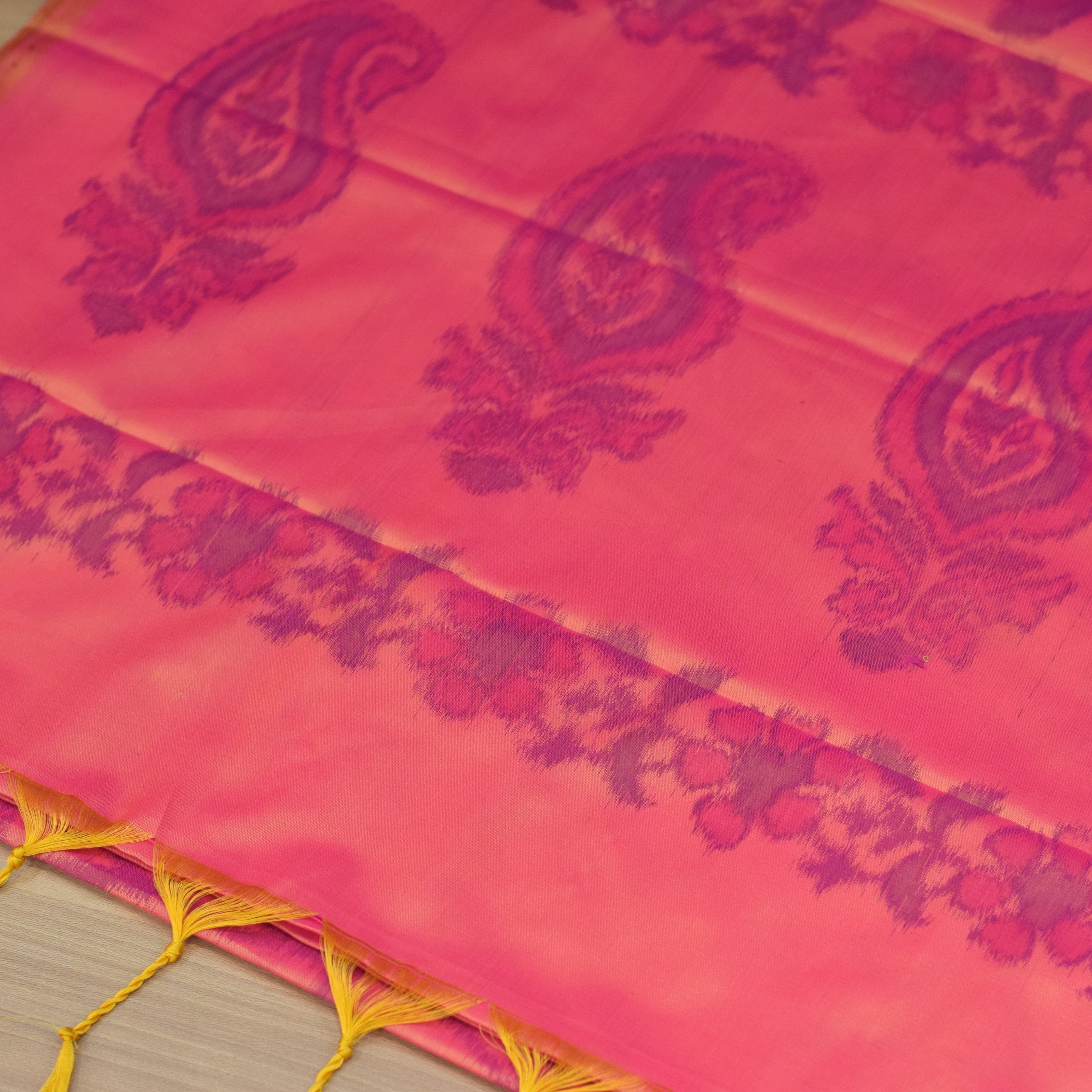 Elegant Semi-Silk Saree with Floral Design – Peach Pink