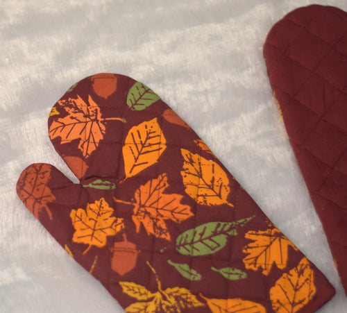 Autumn Leaf Printed Cotton Oven Gloves – Set of 2