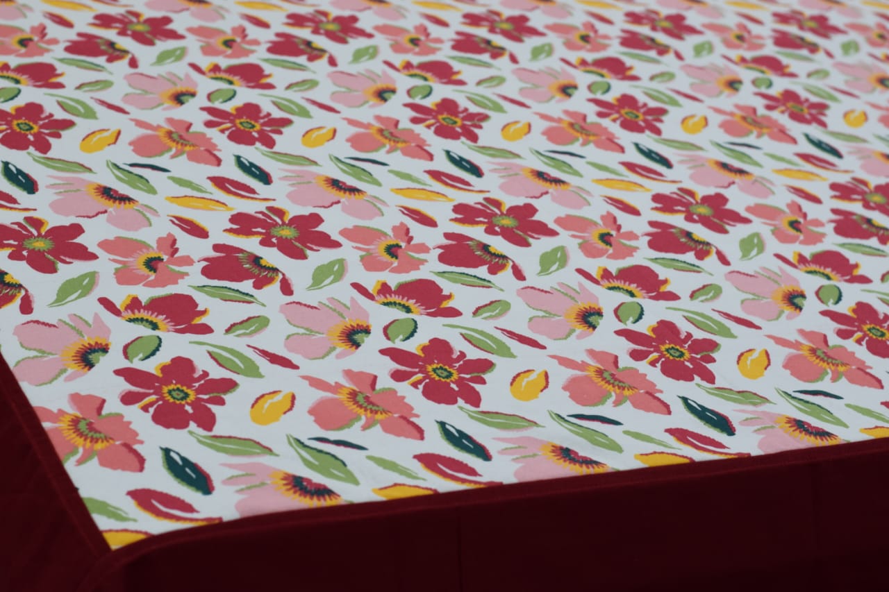 Elegant Floral Print King Size Bed Spread with Matching Pillow Covers