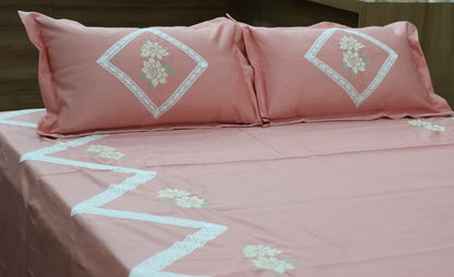 Elegant Floral King Size Bedspread with Lace Border – Soft Cotton, Blush Pink