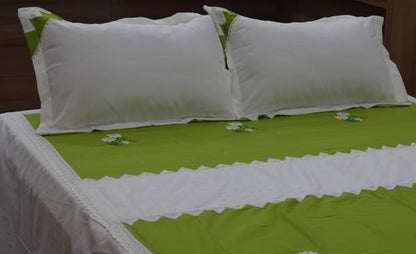 Elegant Green &White Floral Lace King Size Bedspread