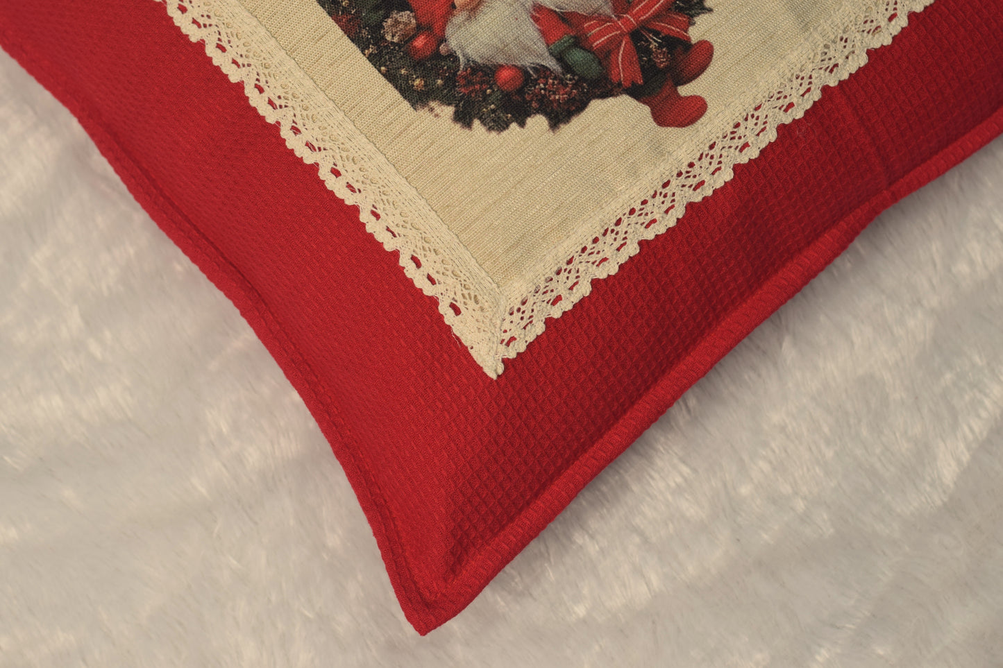 🎄 Christmas Gnome Wreath Cushion Cover – 16x16 Inch | Festive Decorative Pillow Case