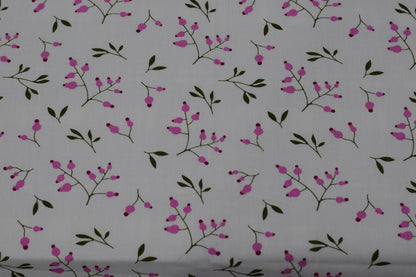 Queen Size Floral Cotton Bedspread – Soft White Base with Pink Blossom Print