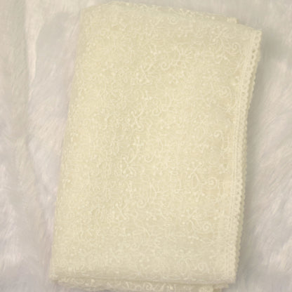 Elegant Off-White Churidar Shawl with Delicate Floral Embroidery – 30x94 Inches