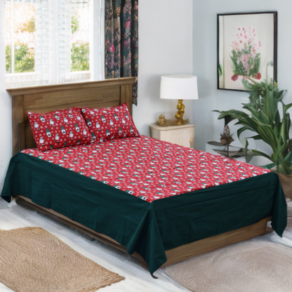 Festive Santa Print King Size Bedsheet with 2 Pillow Covers – Red & Green Christmas Theme