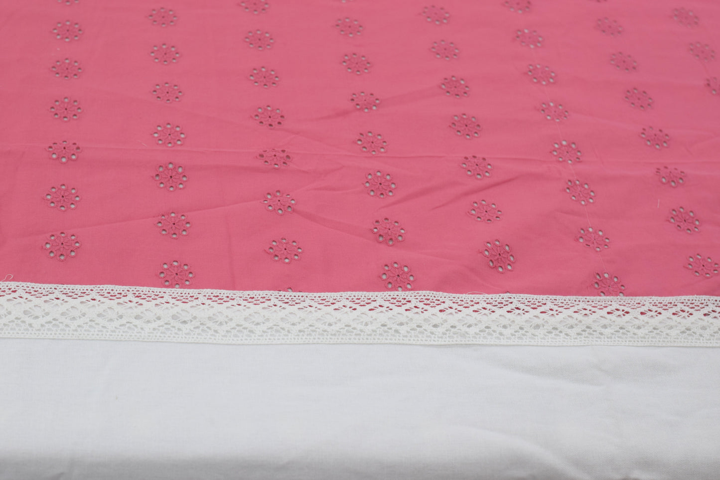 Floral Cutwork King Size Bed Spread with Lace Border – Elegant Cotton Bed Cover