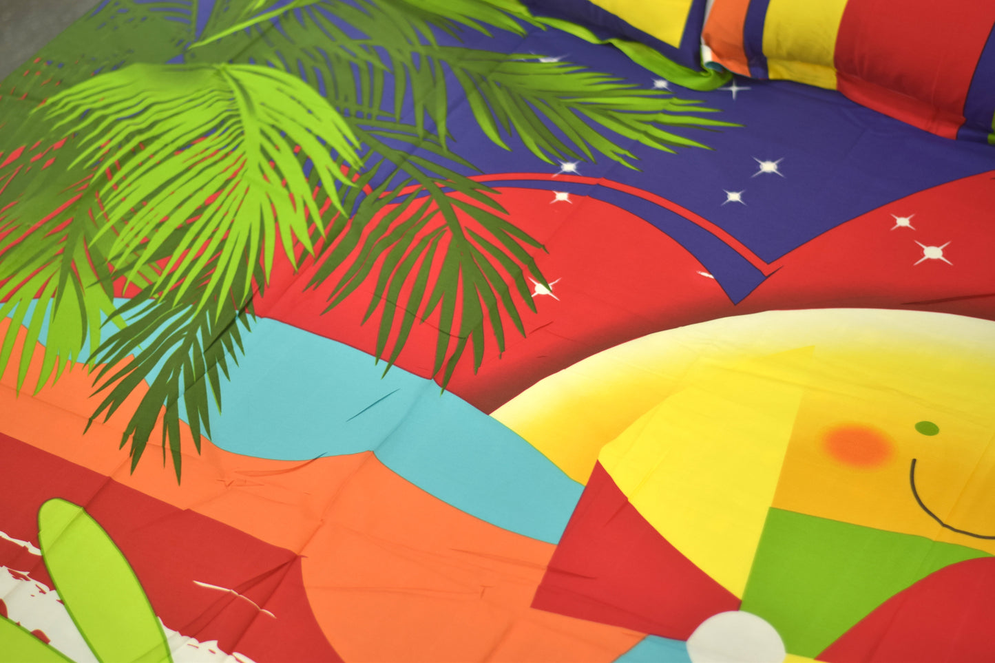 Vibrant Cartoon Beach Theme Queen Size Bedsheet with Pillow Covers
