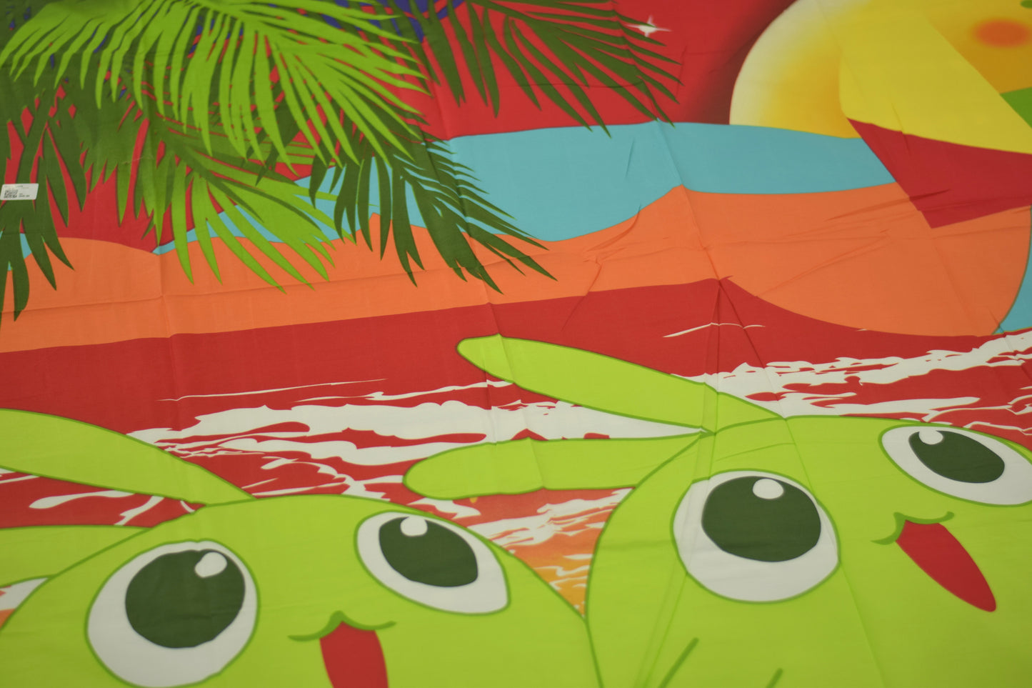 Vibrant Cartoon Beach Theme Queen Size Bedsheet with Pillow Covers