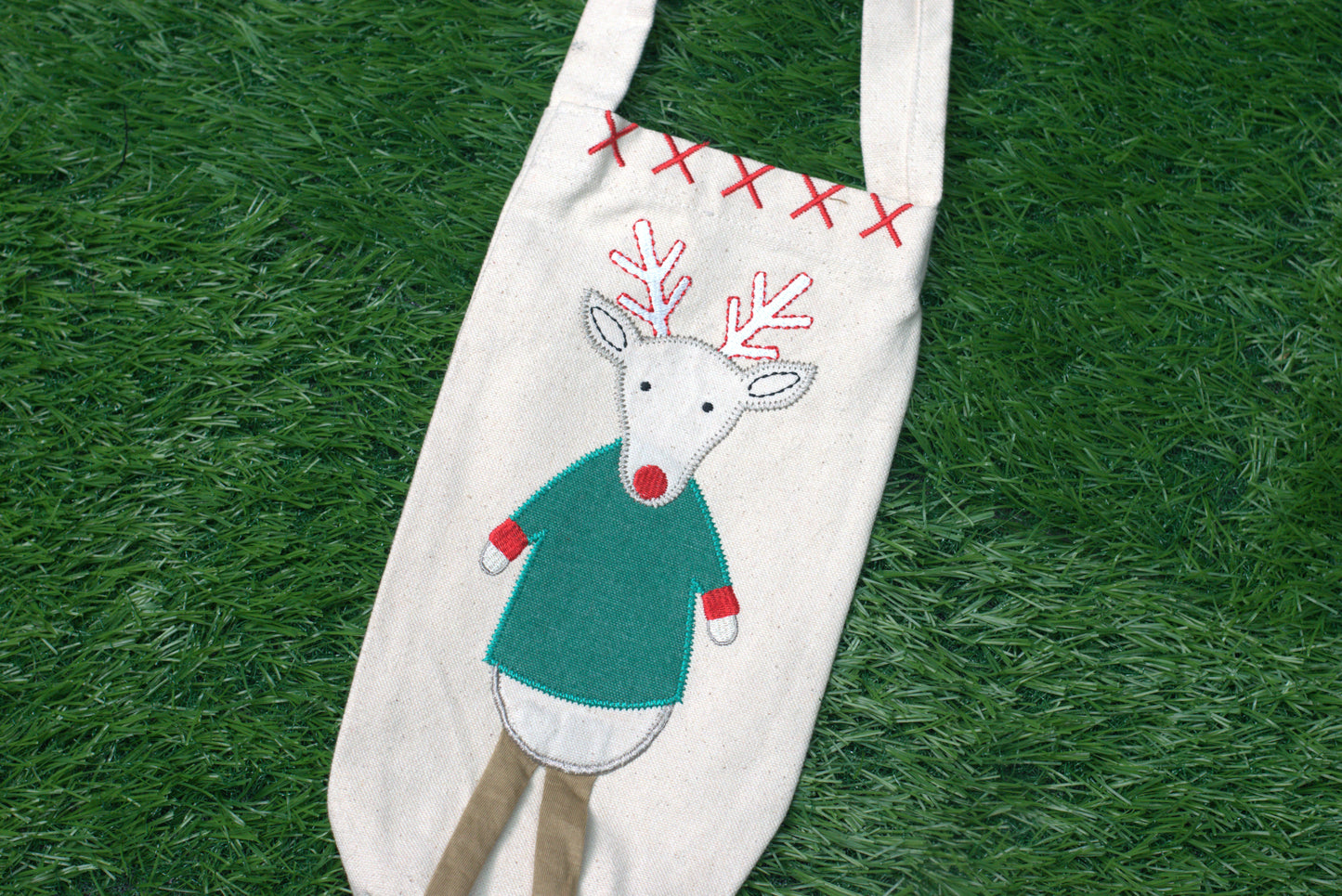 Christmas Reindeer Wine Bottle Cover – Holiday Table & Gift Decor