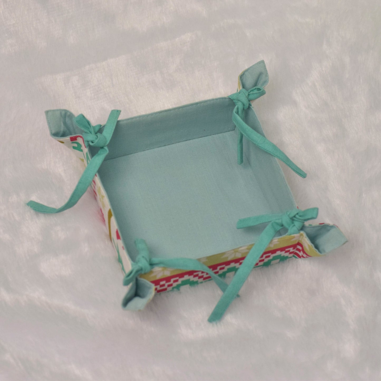 Festive Pattern Fabric Bread Basket with Tie-Up Corners