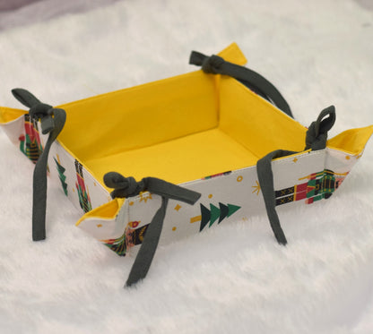 Christmas Print Fabric Bread Basket 8x8 Inch – Festive Yellow Interior