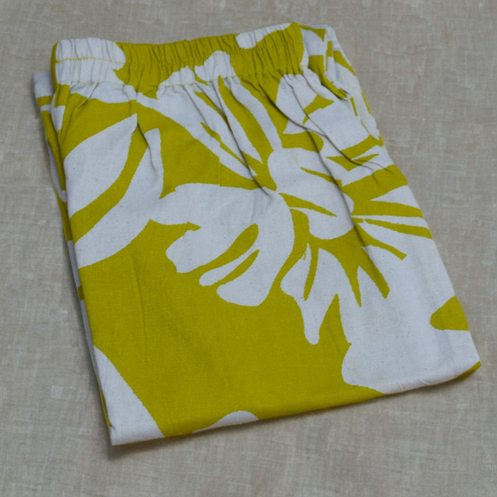 Bright Yellow Floral Co-Ord Set – Sleeveless Kurta with Straight Pants