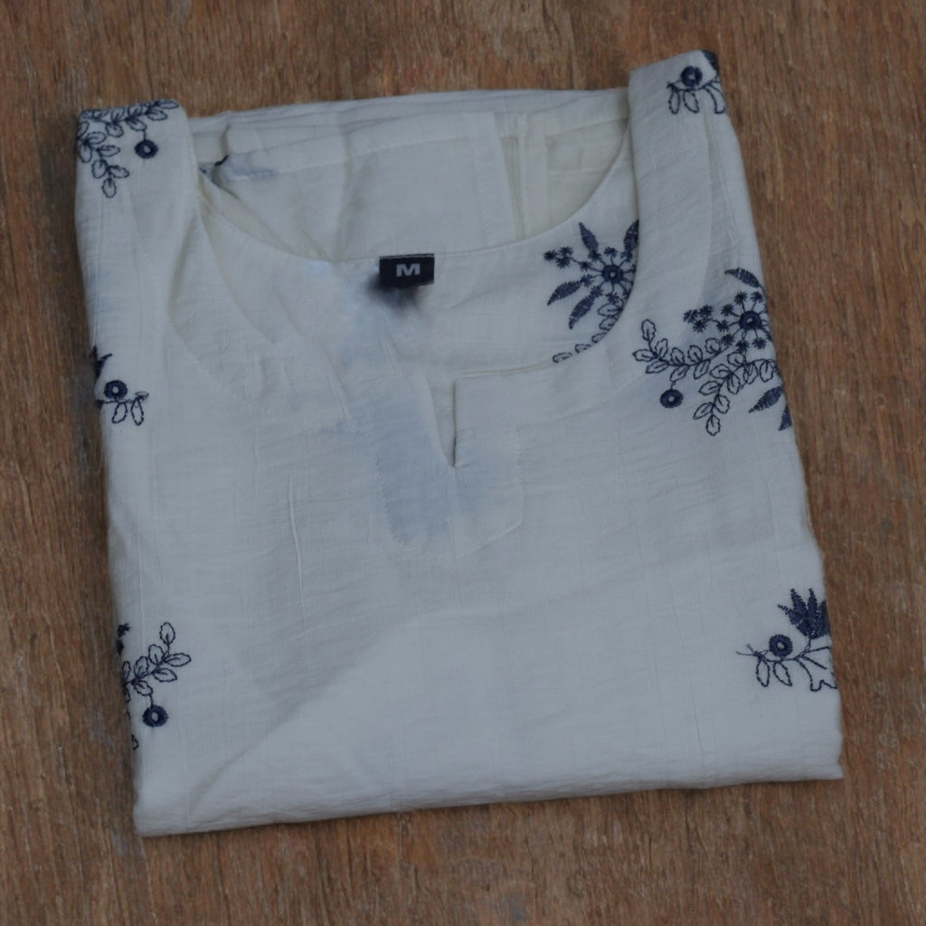 Elegant Cream Floral Embroidered Kurta Set with Pants