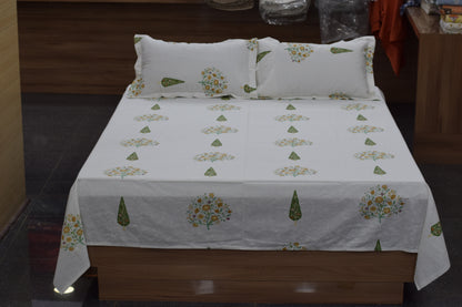 Elegant Garden Bloom Printed Queen Size Cotton Bedsheet with Pillow Covers