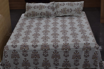 Elegant Floral Printed King Size Cotton Bedsheet with Pillow Covers