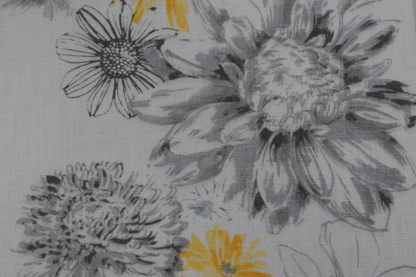 Elegant Floral Printed Table Runner – Grey & Yellow | 2.25 m x 40 cm