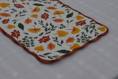 Autumn Leaf Printed Table Runner – 90 x 30 cm Decorative Dining Runner