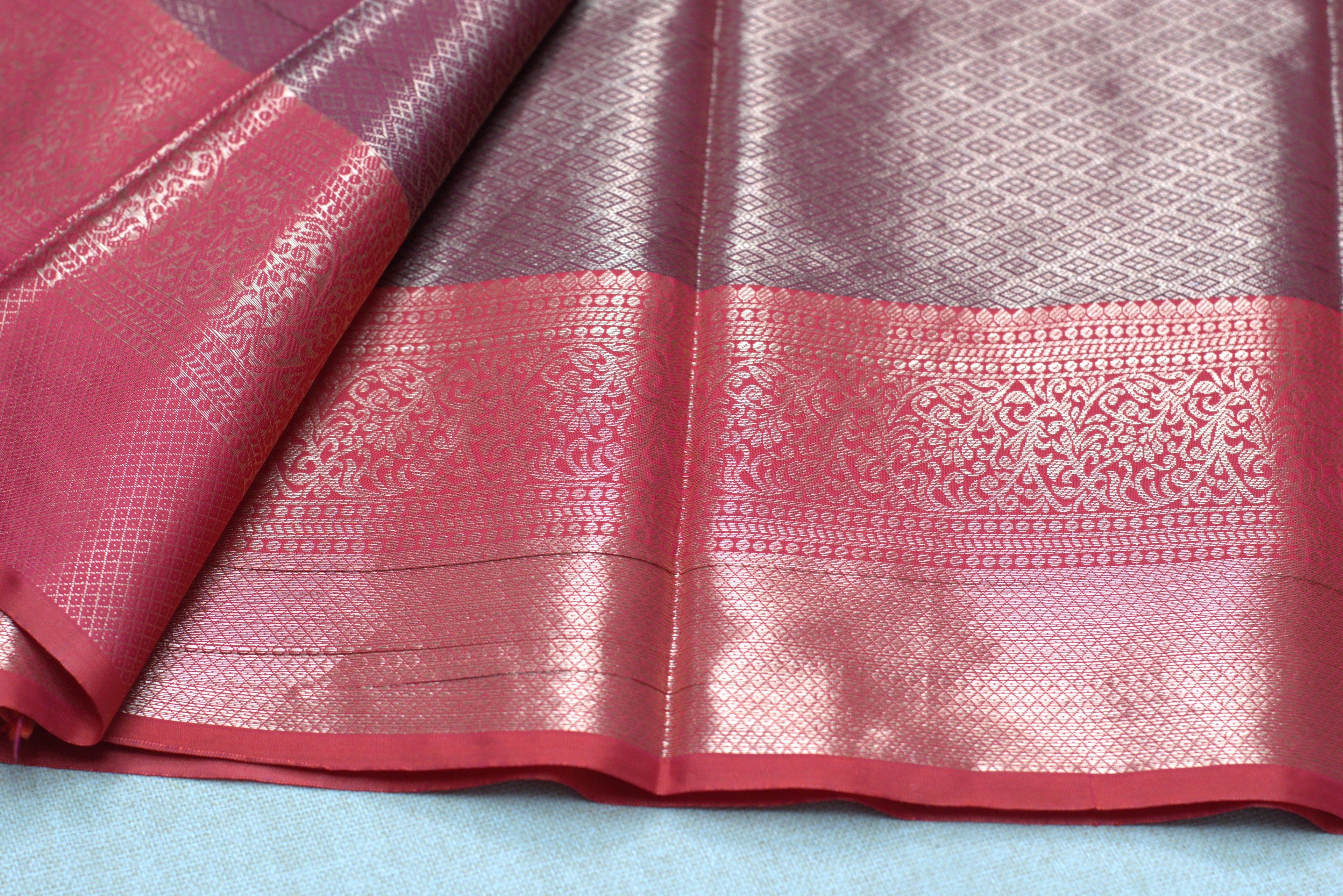 Elegant Cotton Silk Saree with Rich Zari Border – Maroon & Rose Gold Traditional Saree