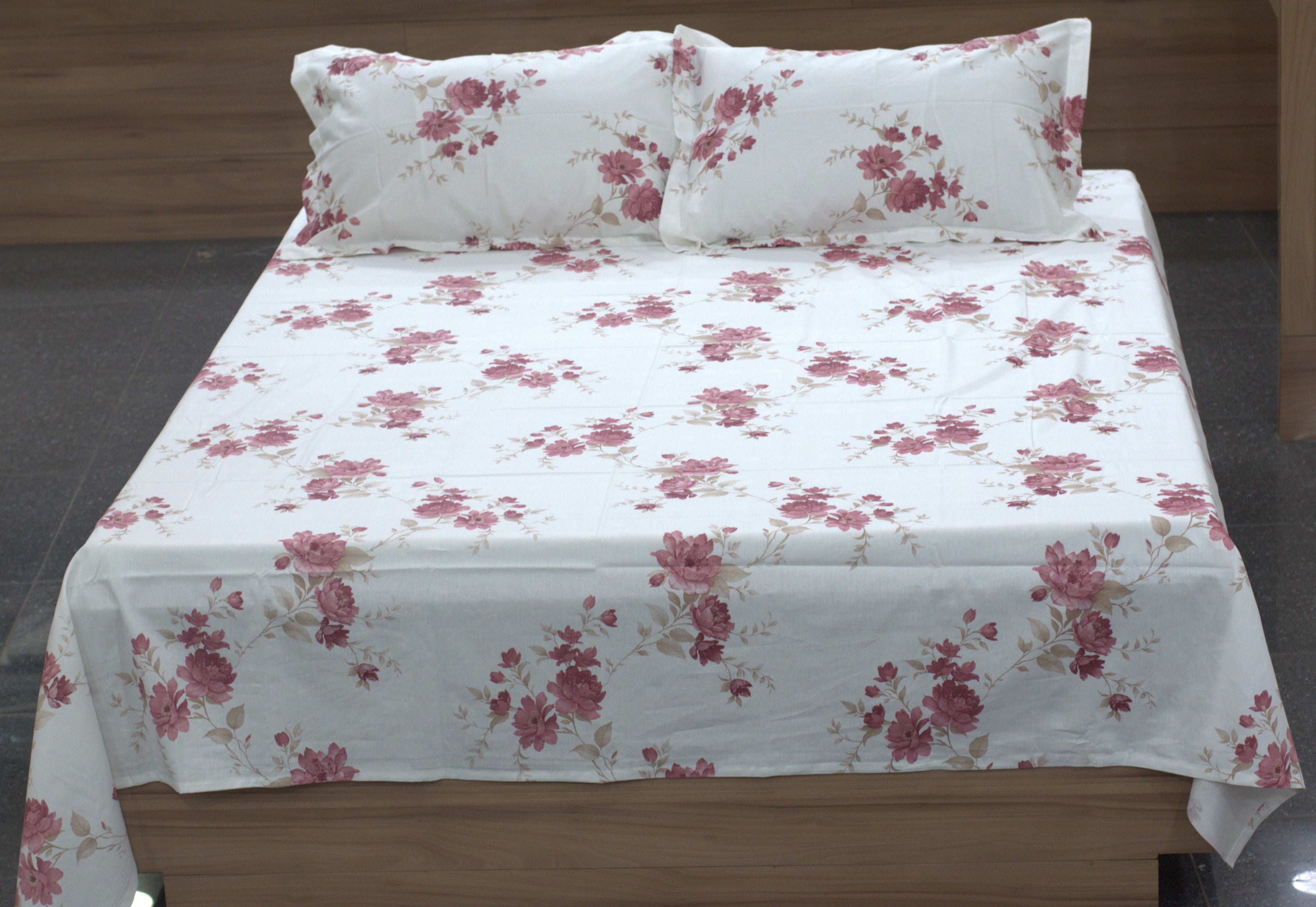 Elegant Floral Queen Size Bed Sheet Set – Comfortable Cotton Bedding with Pillow Covers