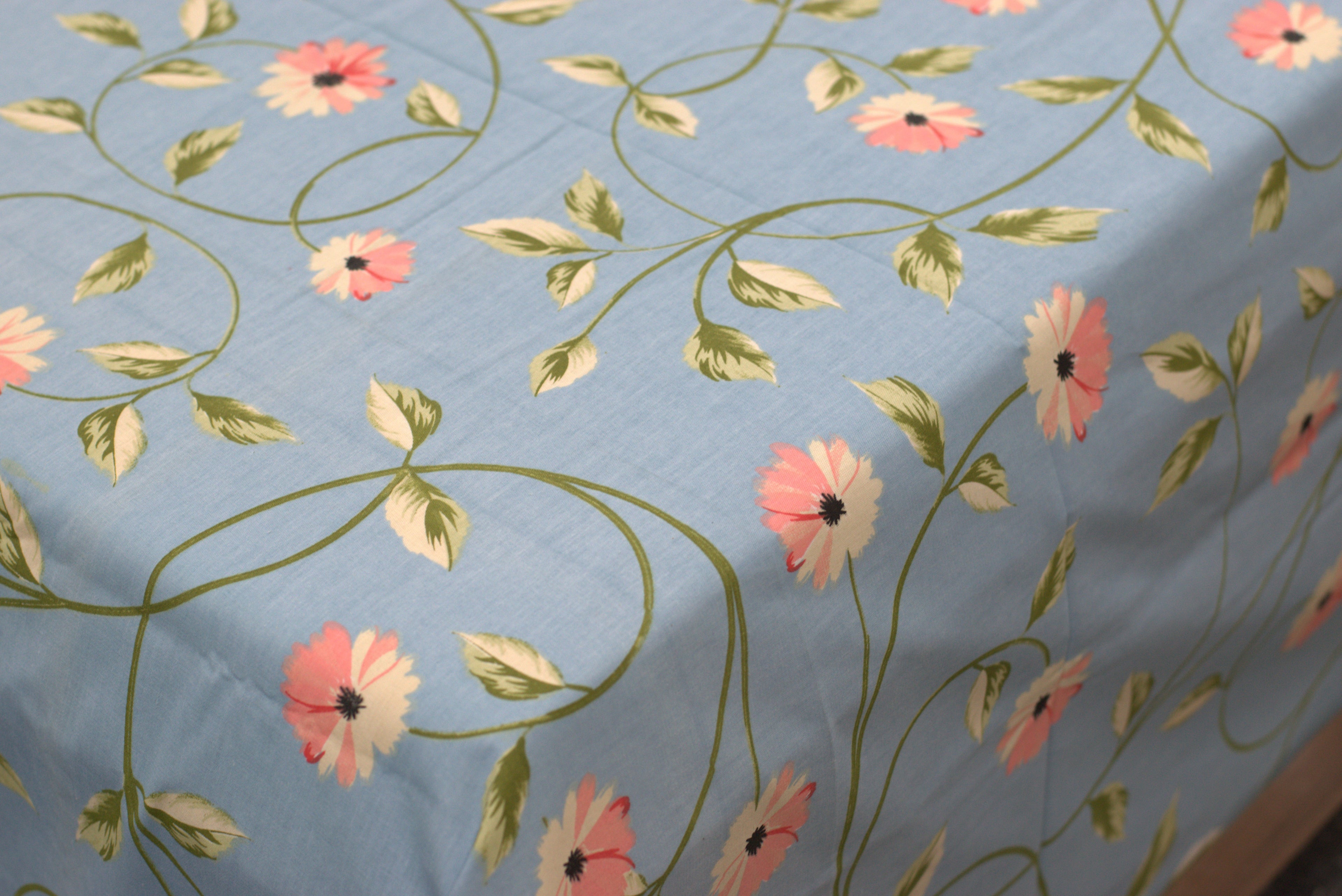 Queen Size Floral Cotton Bed Sheet with 2 Pillow Covers – Blue Printed Soft Bedding Set