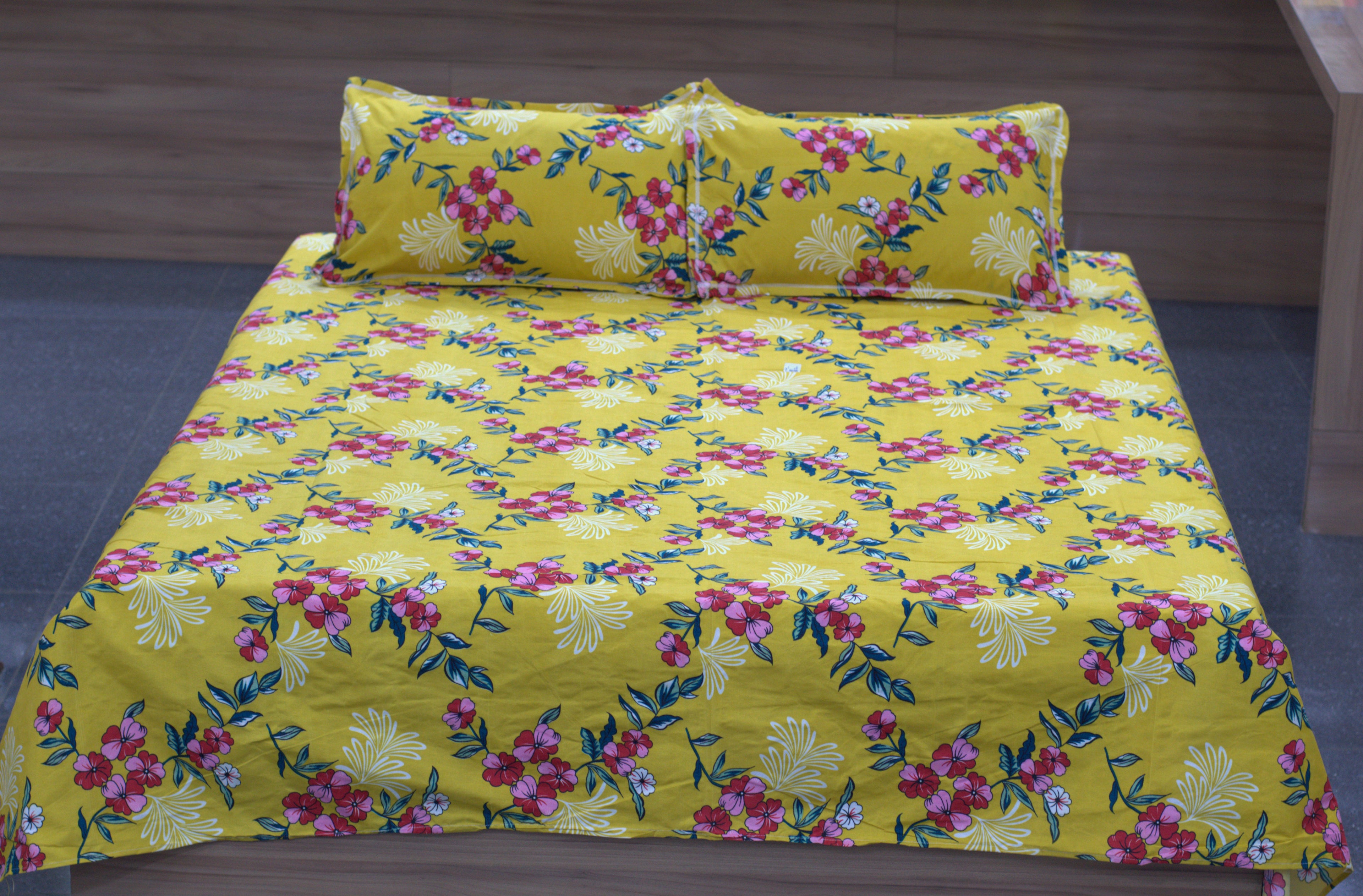 Soft Feel Floral Print Bed Sheet Set – Yellow (225 x 250 cm)