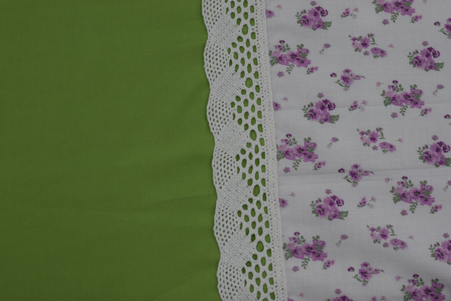 Green Border Floral Cotton King Size Bedsheet with Pillow Covers