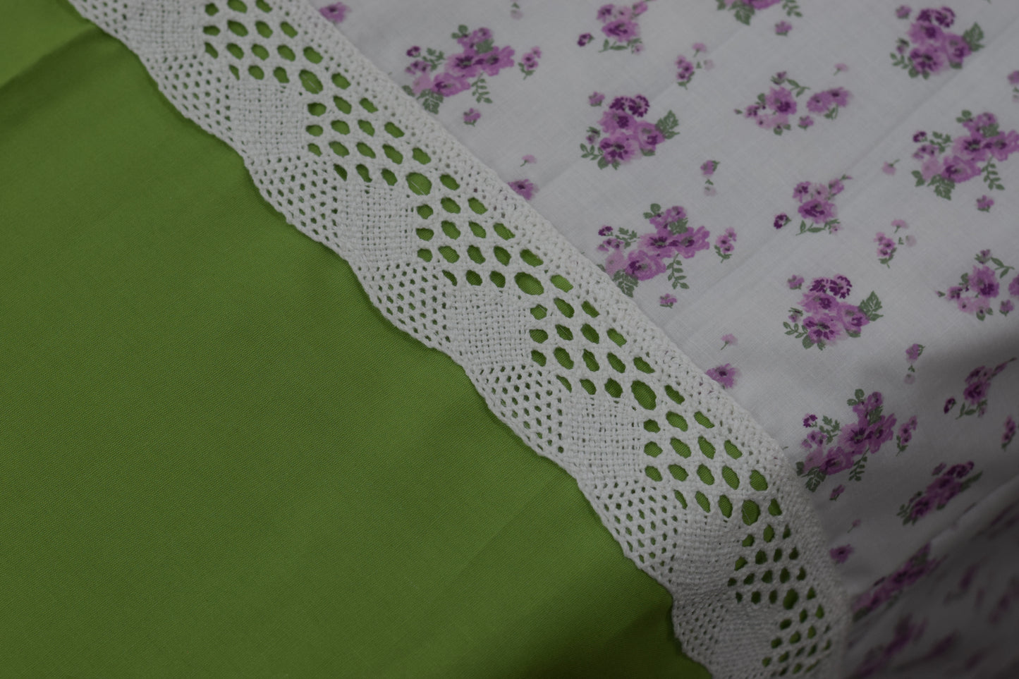 Green Border Floral Cotton King Size Bedsheet with Pillow Covers