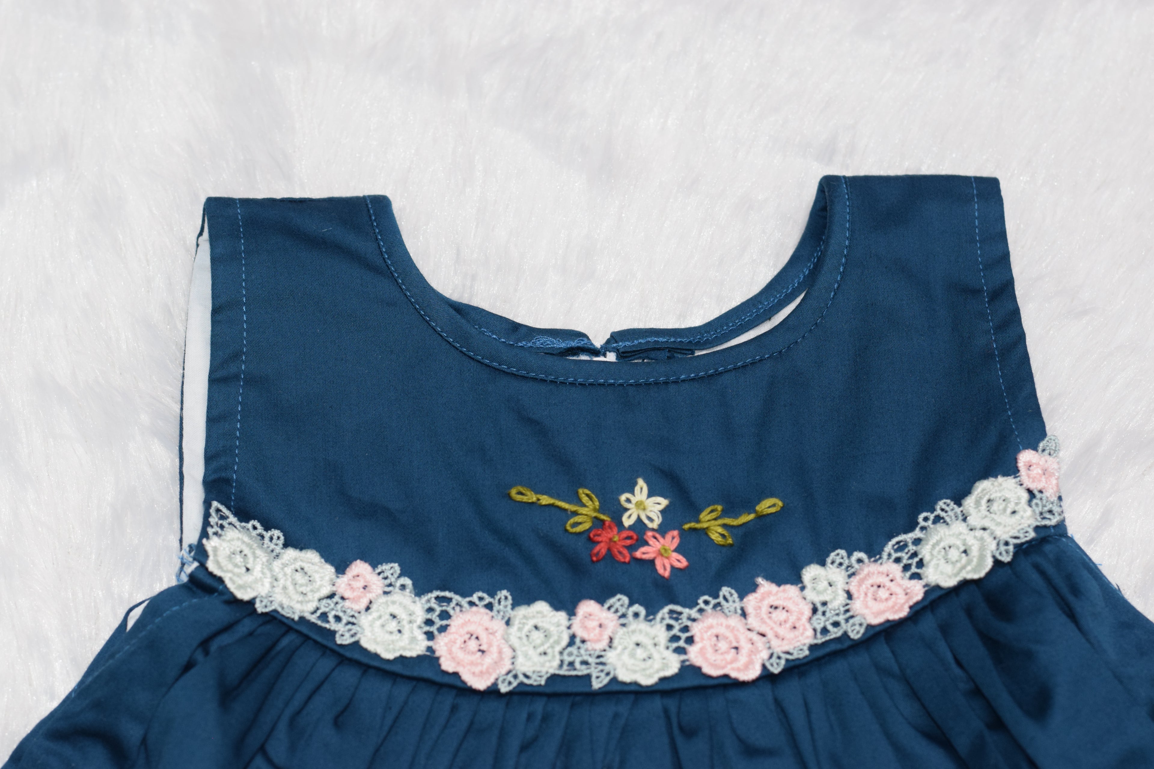 Navy Blue Kids Frock with Floral Lace Detailing - View 3 - Floral - Nushio