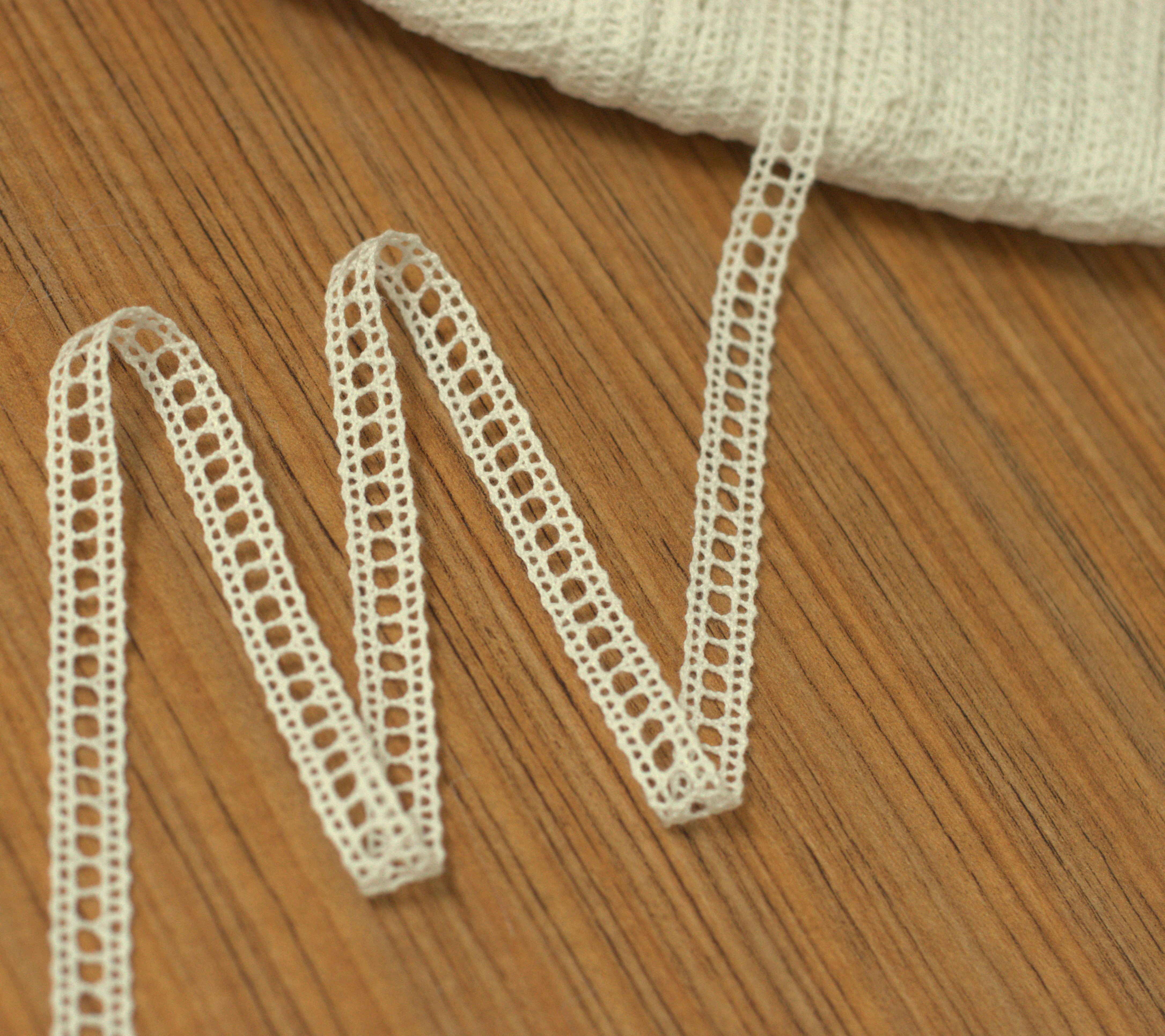 Elegant 1cm Cotton Eyelet Ladder Lace Trim - White/Beige (10m/20m) – Nushio