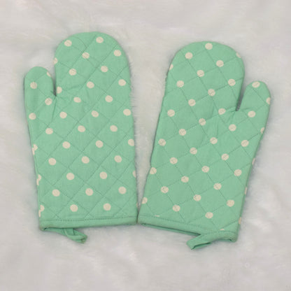 Polka Dot Quilted Cotton Oven Gloves – Heat Resistant Kitchen Mitts (Set of 2)