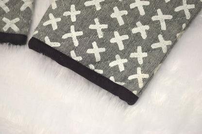 Grey Cross Pattern Cotton Oven Gloves – Set of 2