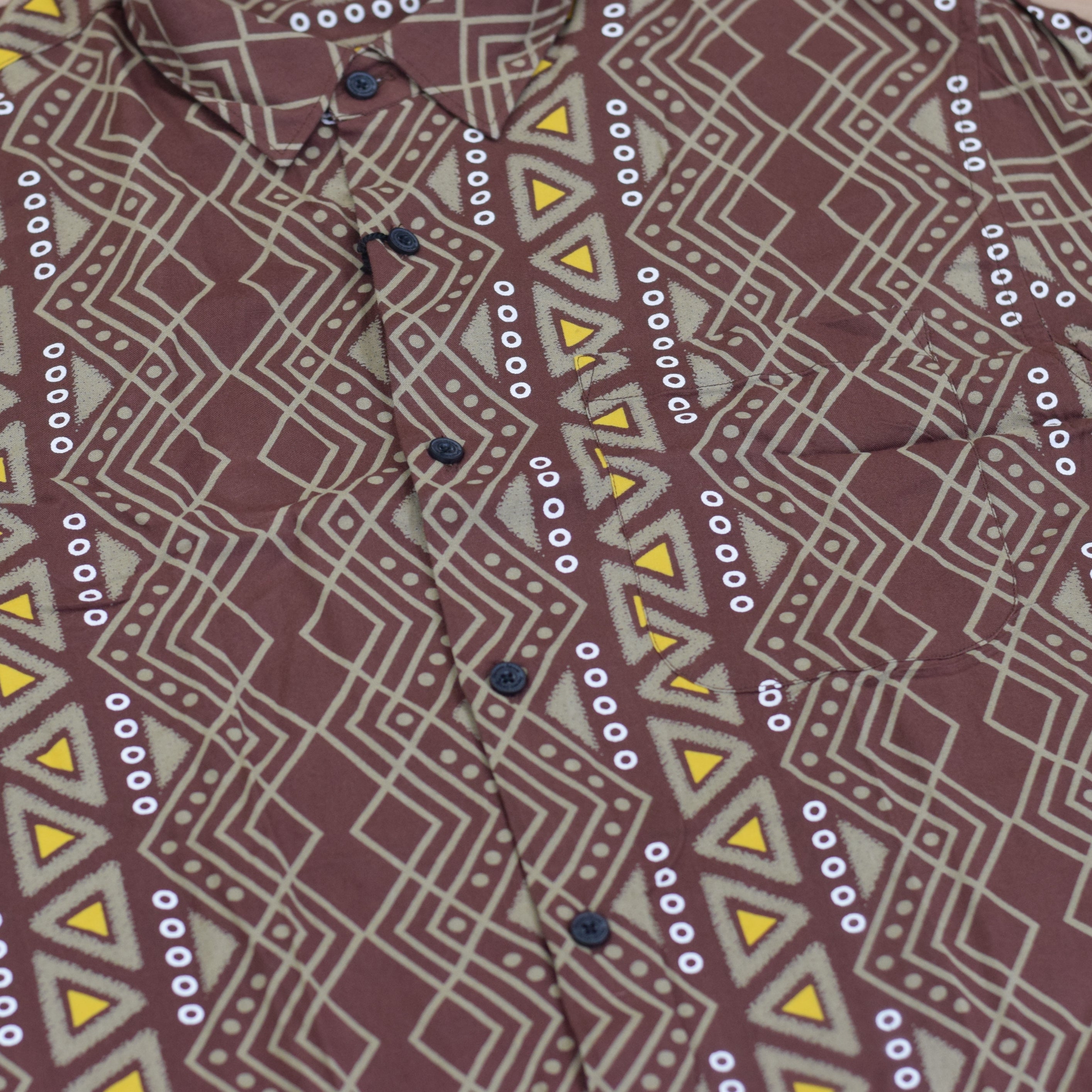 🧥  Men's Brown Geometric Print Rayon Shirt - Short Sleeve Casual Wear