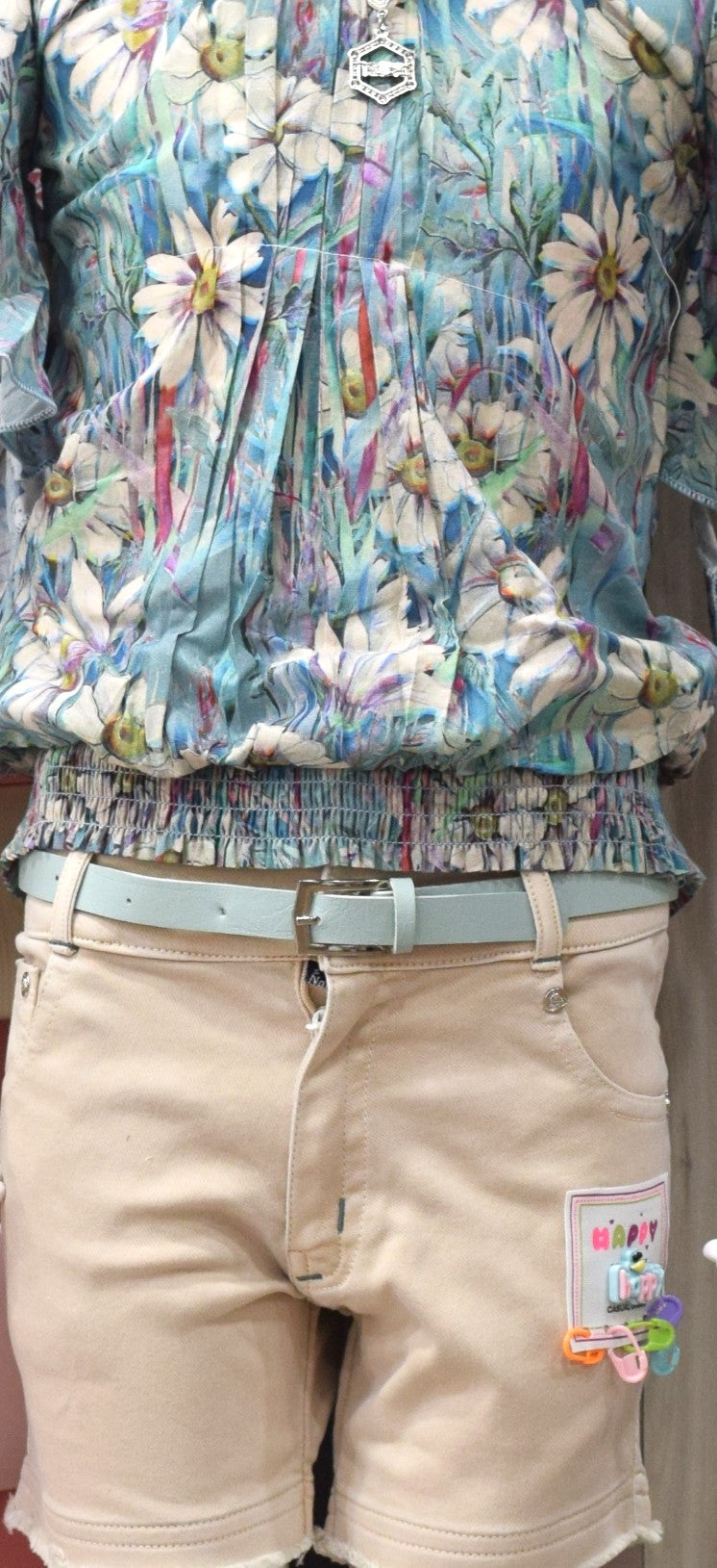 Kids Floral Top & Beige Shorts Set – Stylish Casual Wear for Girls