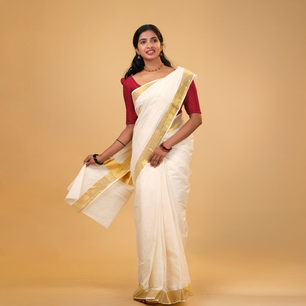 Elegant Kerala Kasavu Saree with Golden Border – Traditional Off-White Handloom
