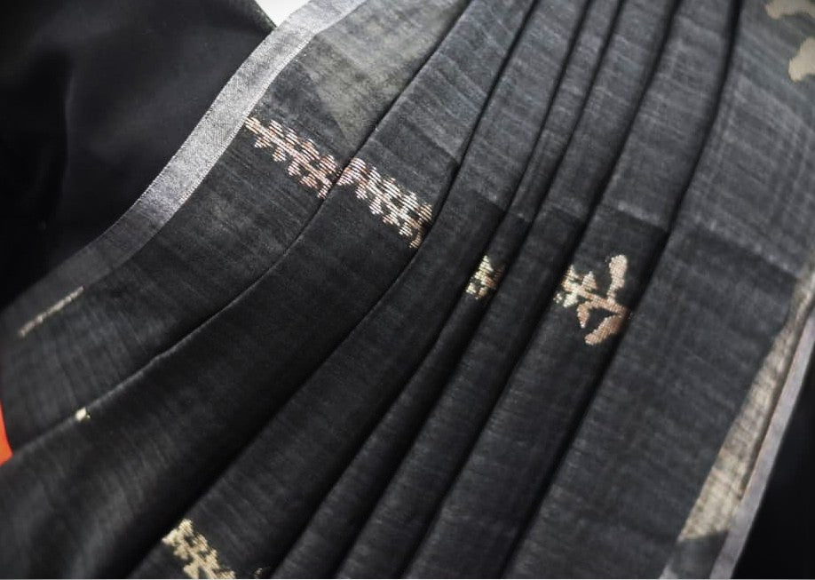 Elegant Cotton Silk Saree with Subtle Woven Design– Traditional  & Stylish