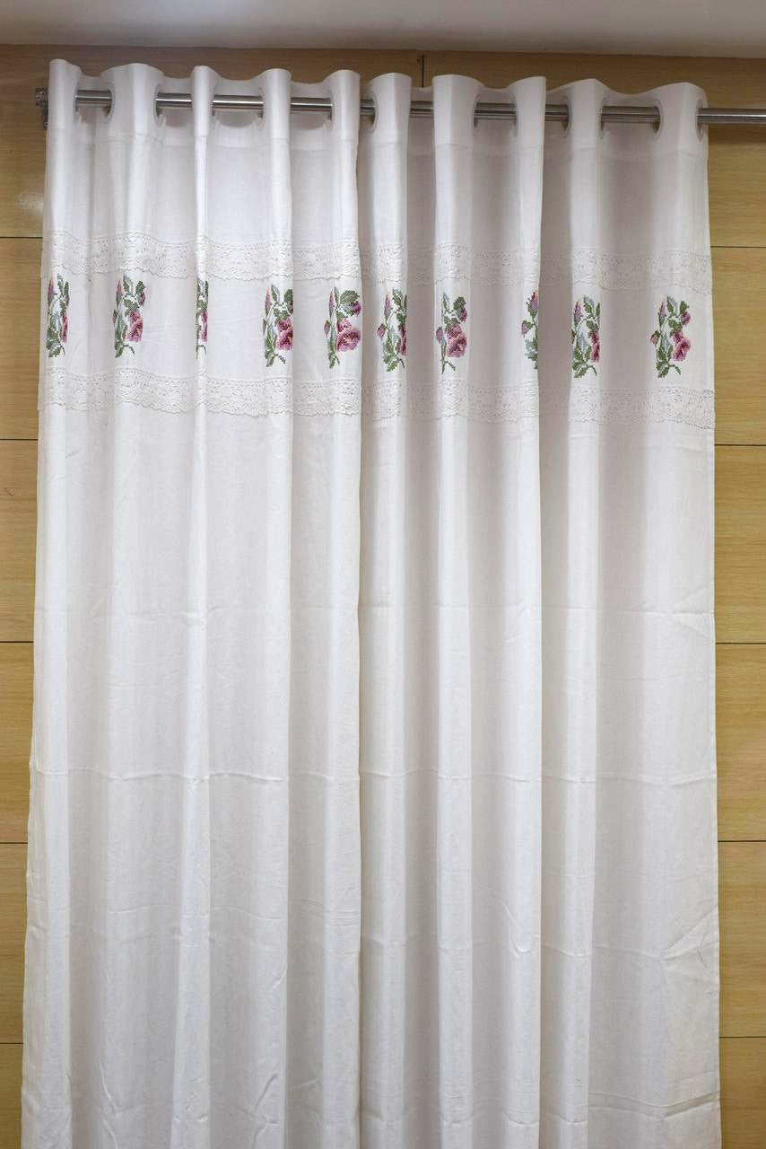 White Cotton Door Curtain with Floral Embroidery & Lace Border – 4 x 7 ft