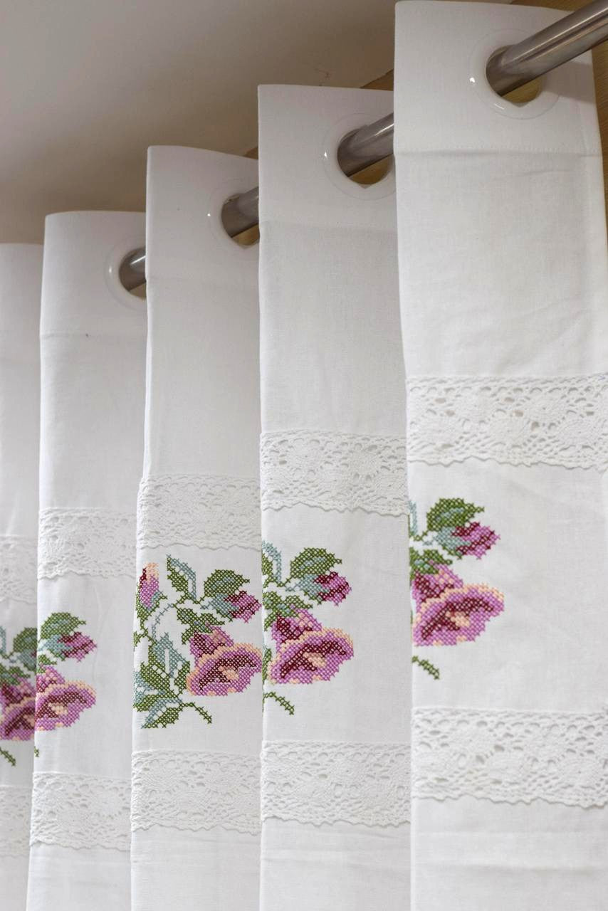 White Cotton Door Curtain with Floral Embroidery & Lace Border – 4 x 7 ft